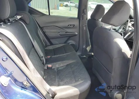 2019 Nissan Kicks S z USA, uszkodzony, nr VIN 3N1CP5CU3KL497509